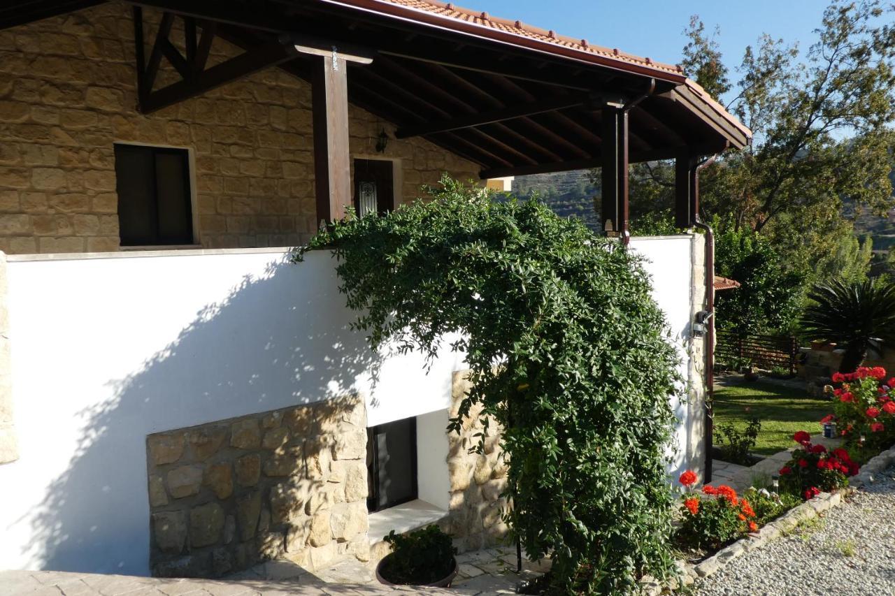 Lola'S Cottage & Garden Kalokhorio ภายนอก รูปภาพ