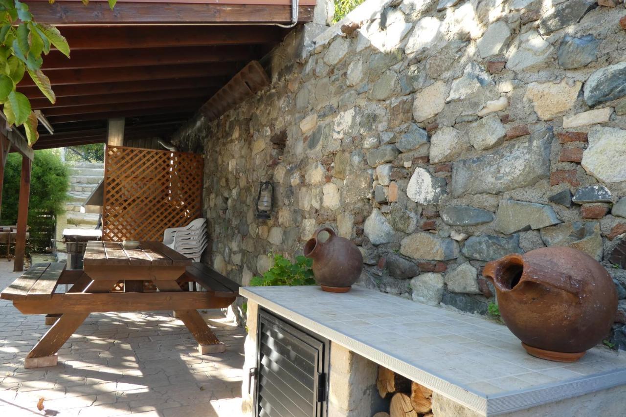 Lola'S Cottage & Garden Kalokhorio ภายนอก รูปภาพ